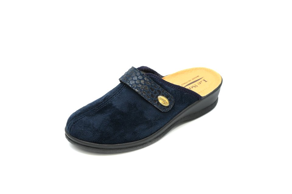2037-PANTOFLA